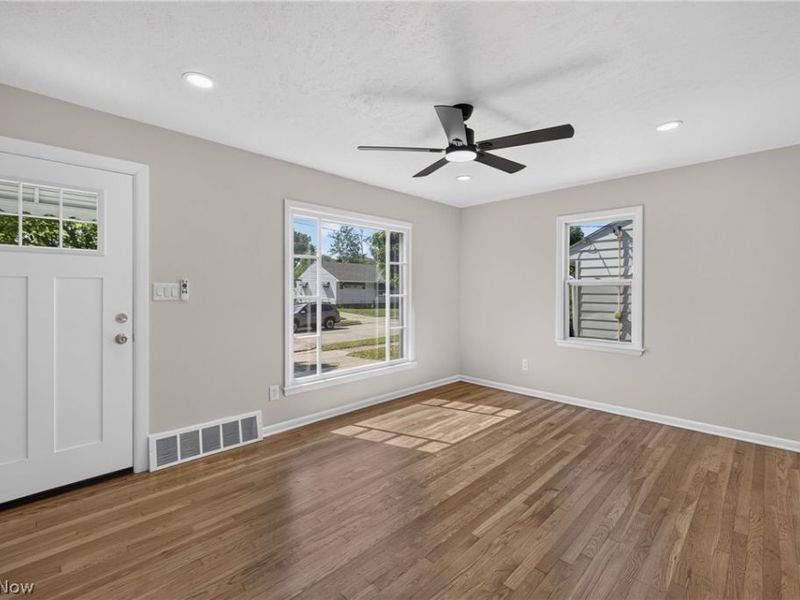 4415 W 155th Street, Cleveland, OH 44135 Photo 5