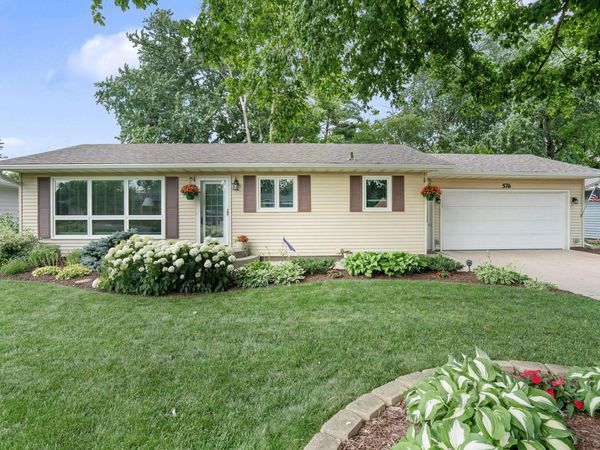 576 Phelps Street, Owatonna, MN 55060