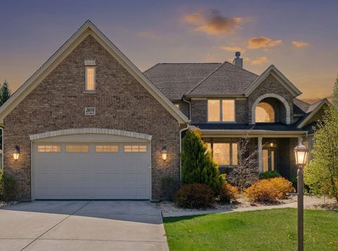 Main Photo