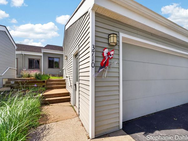 3710 Mona Kai Boulevard, Unit 14, Norton Shores, MI 49444
