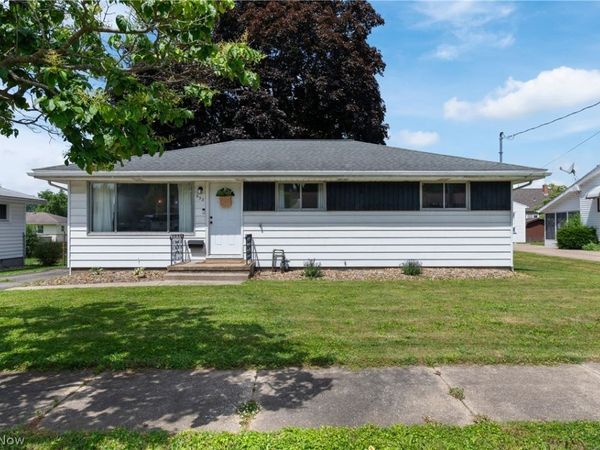 632 Alpha Avenue , Akron, OH 44312