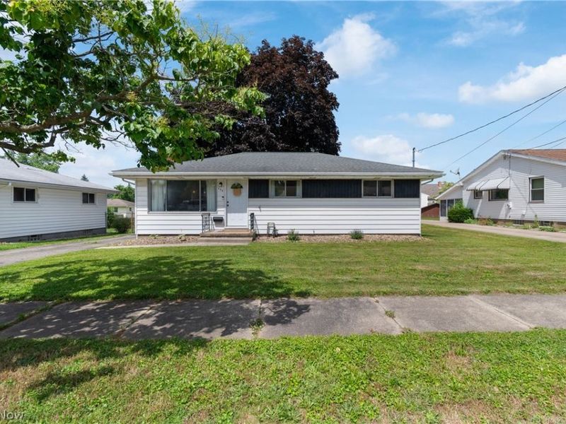 632 Alpha Avenue, Akron, OH 44312 Photo 2