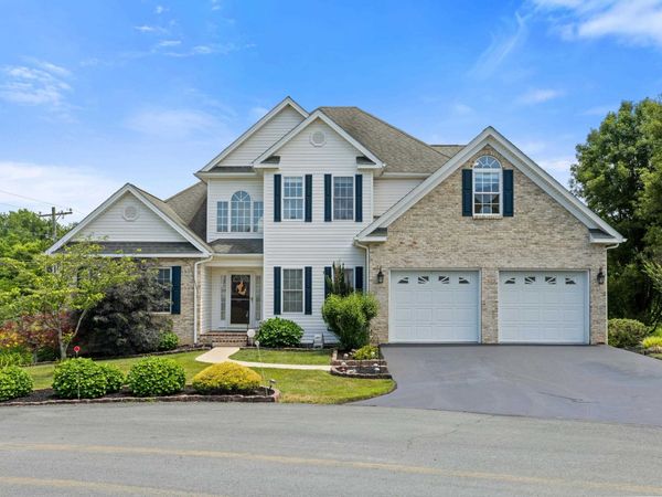 287 KENSINGTON DR, FISHERSVILLE, VA 22939