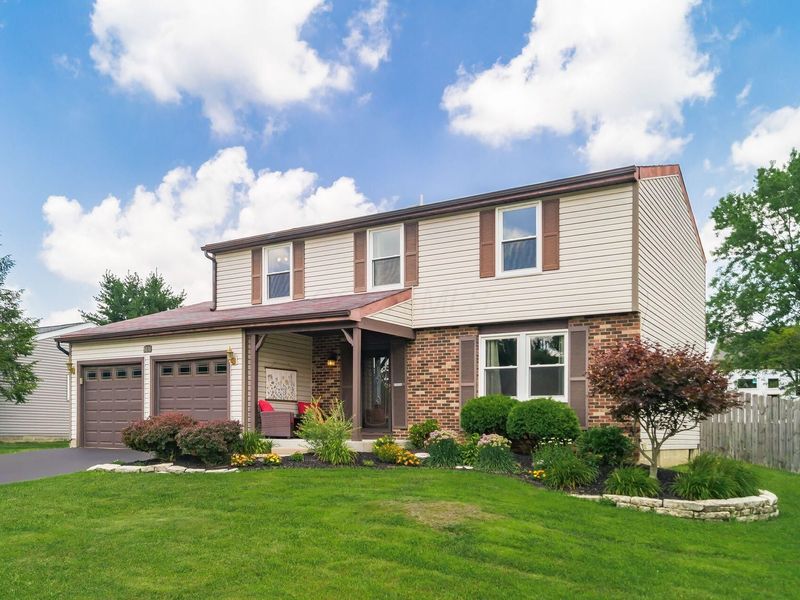 8138 Maugham Drive, Reynoldsburg, OH 43068 Photo 2