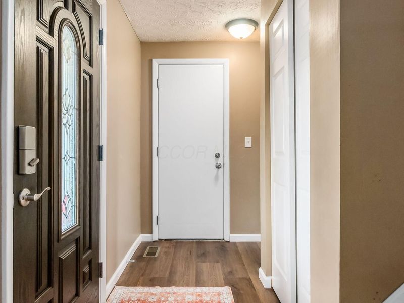8138 Maugham Drive, Reynoldsburg, OH 43068 Photo 5