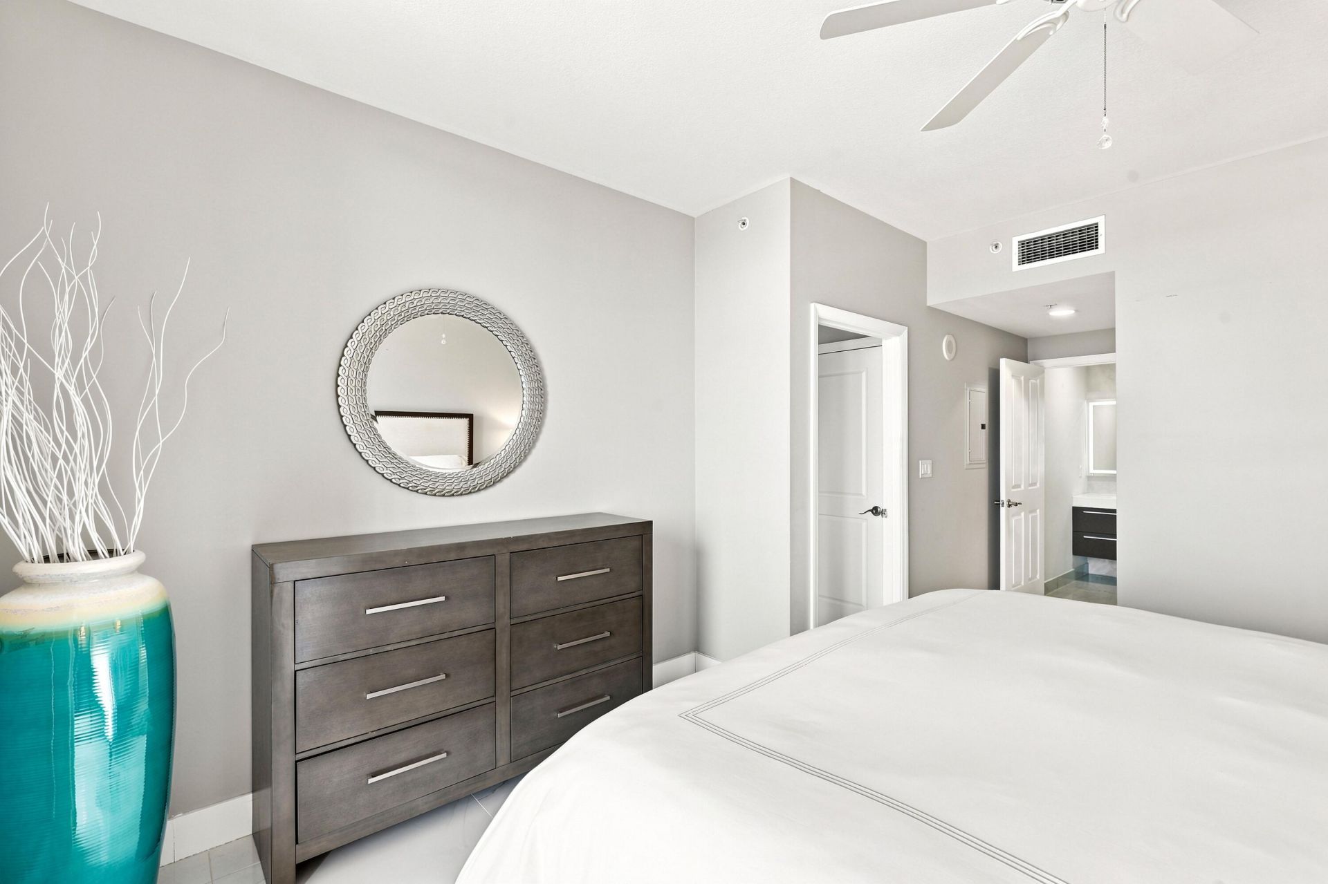 511 SE 5 Avenue, Unit 1208, Fort Lauderdale, FL 33301 Photo