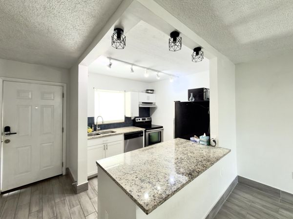 6507 Winfield Boulevard, Unit 206-c, Margate, FL 33063