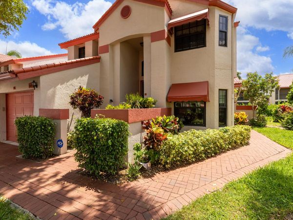 7681 Lexington Club Boulevard, Unit D, Delray Beach, FL 33446