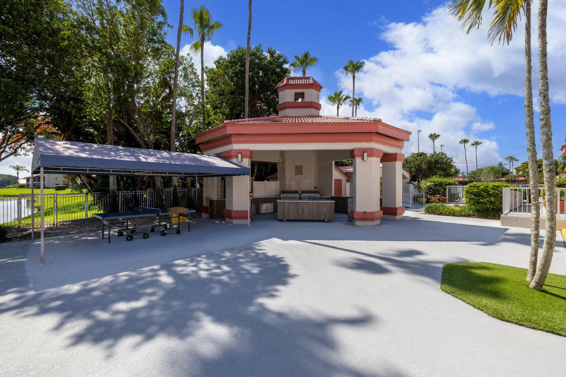 7681 Lexington Club Boulevard, Unit D, Delray Beach, FL 33446 Photo