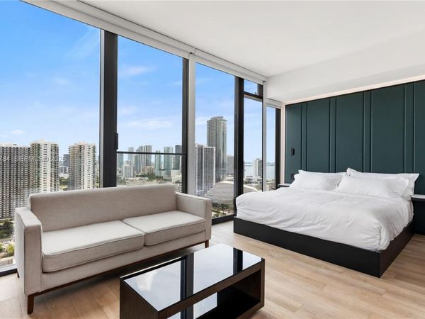 20 NE 11th , Unit 2905, Miami, FL 33132