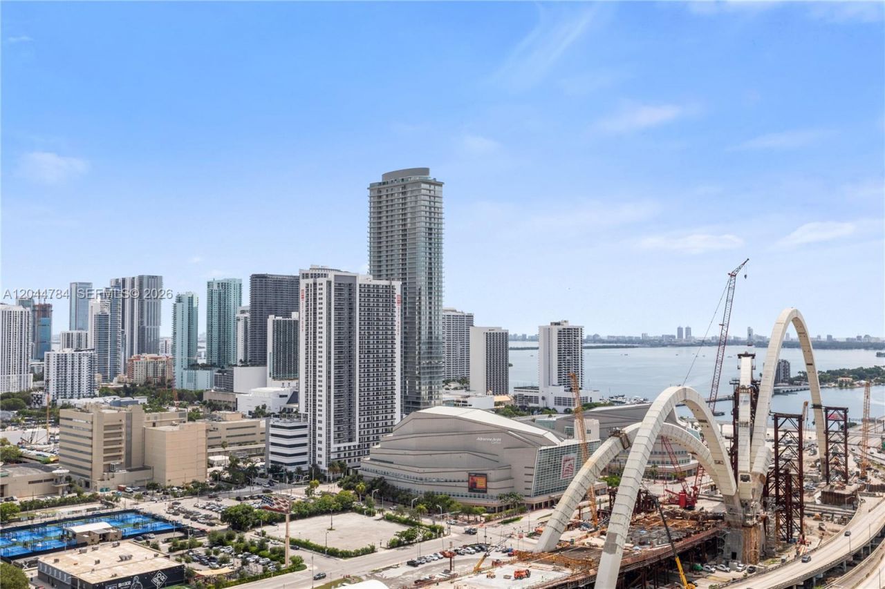 20 NE 11th , Unit 2905, Miami, FL 33132 Photo