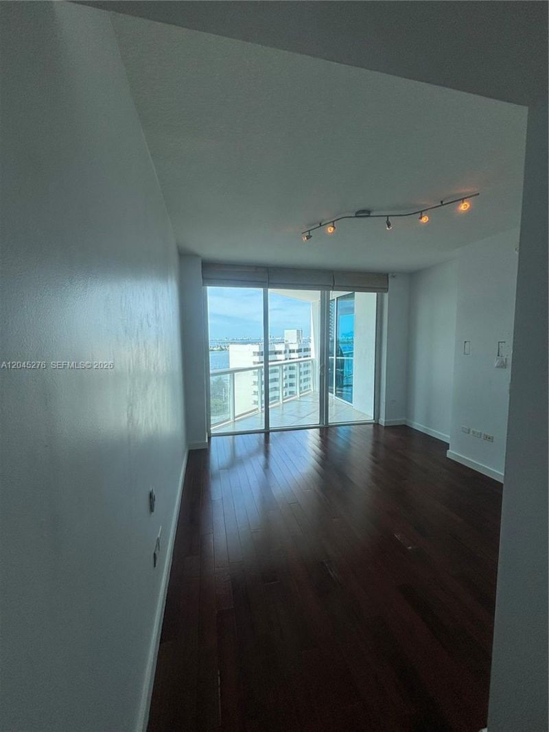 480 NE 30th St , Unit 1004, Miami, FL 33137 Photo