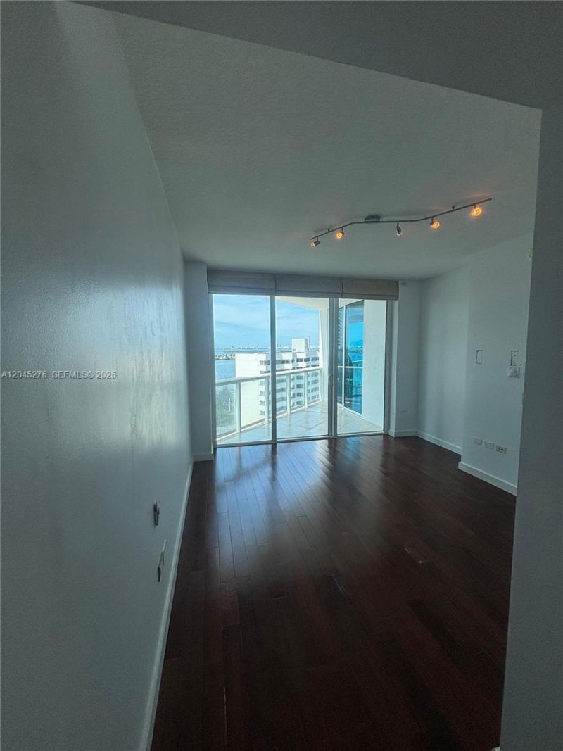 480 NE 30th St , Unit 1004, Miami, FL 33137 Photo