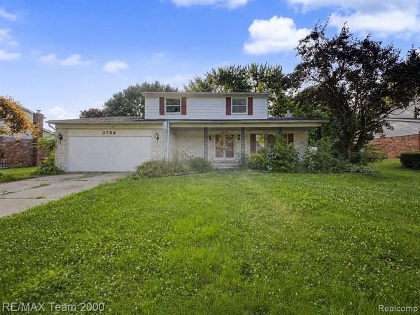 3754 Anvil Drive , Troy, MI 48083