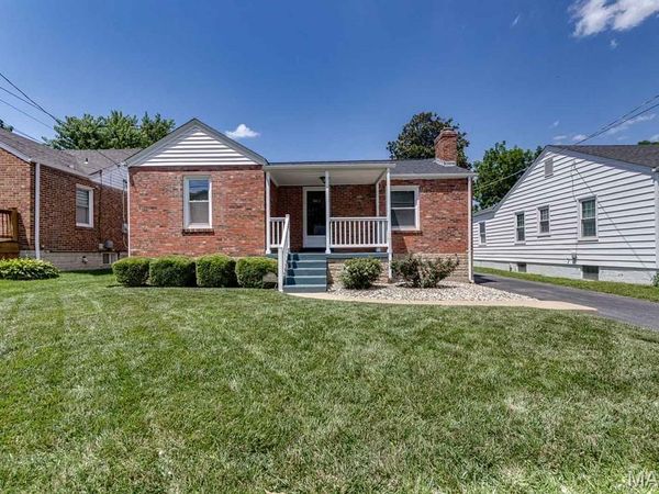 8901 Moritz Avenue, Brentwood, MO 63144