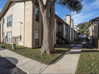 10650 Steppington Drive, Unit 122, Dallas, TX 75230