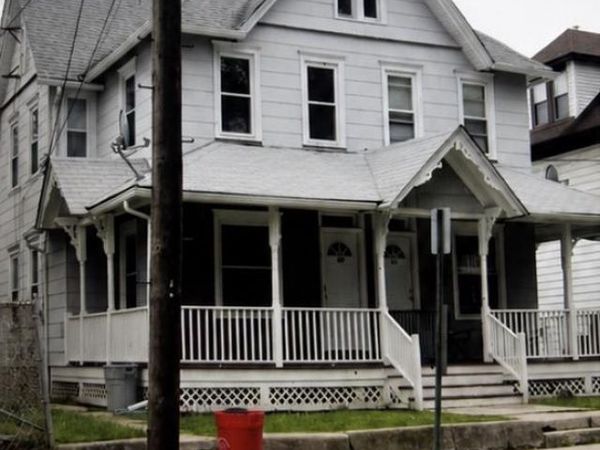 97 S BROAD STREET, PENNS GROVE, NJ 08069