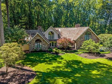 10120 WALKER LAKE DRIVE, GREAT FALLS, VA 22066