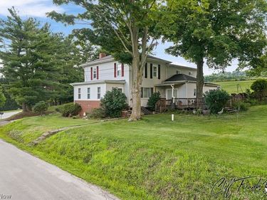 2011 Gordon Road NW, Dover, OH 44622
