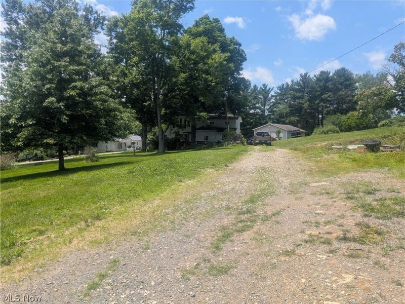 2011 Gordon Road NW, Dover, OH 44622 Photo 11