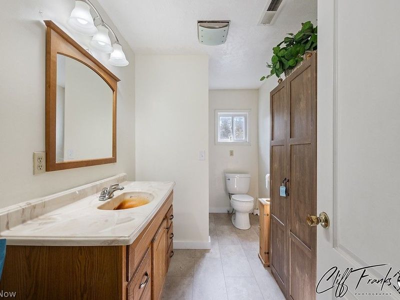 2011 Gordon Road NW, Dover, OH 44622 Photo 37