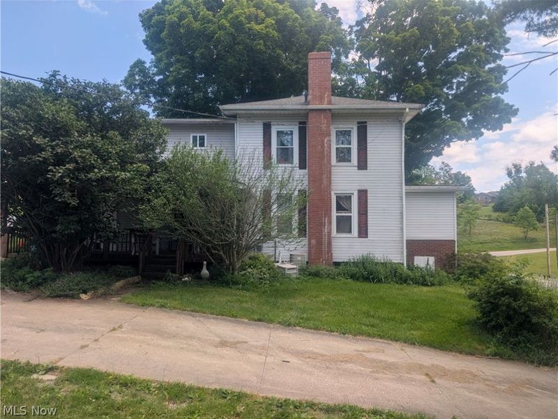 2011 Gordon Road NW, Dover, OH 44622 Photo 4