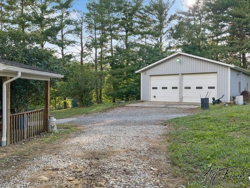 2011 Gordon Road NW, Dover, OH 44622 Photo 44