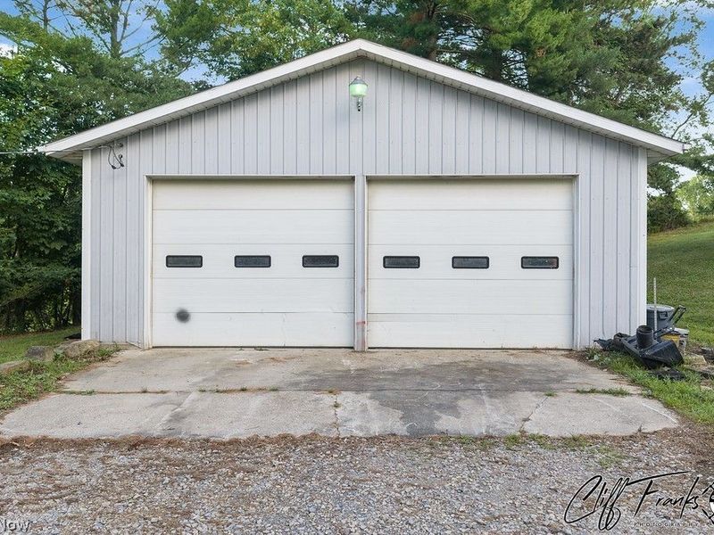 2011 Gordon Road NW, Dover, OH 44622 Photo 6
