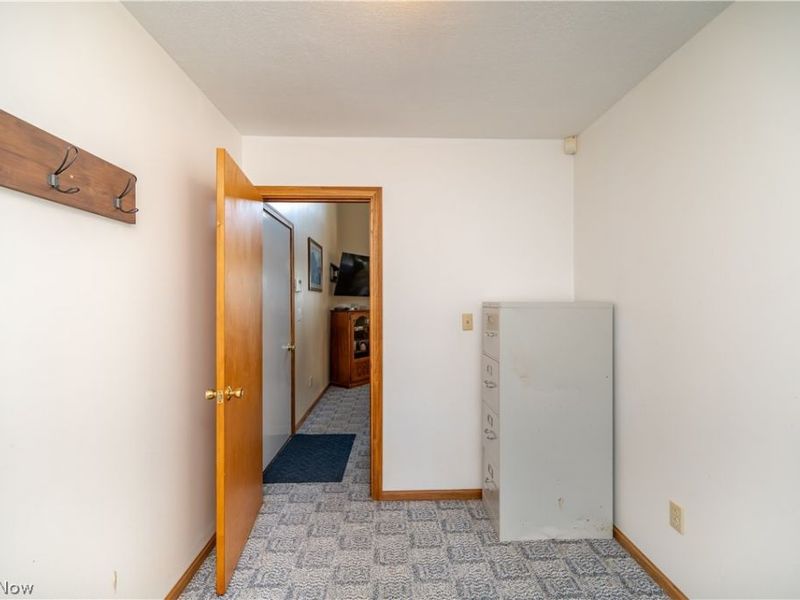 9388 Pearl Drive, North Benton, OH 44449 Photo 13