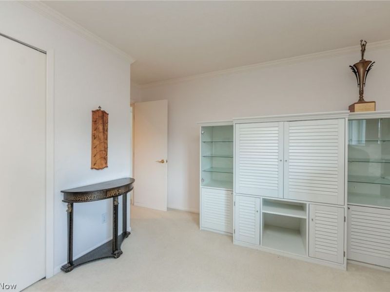 2112 Acacia Park Drive, Unit 511, Lyndhurst, OH 44124 Photo 17