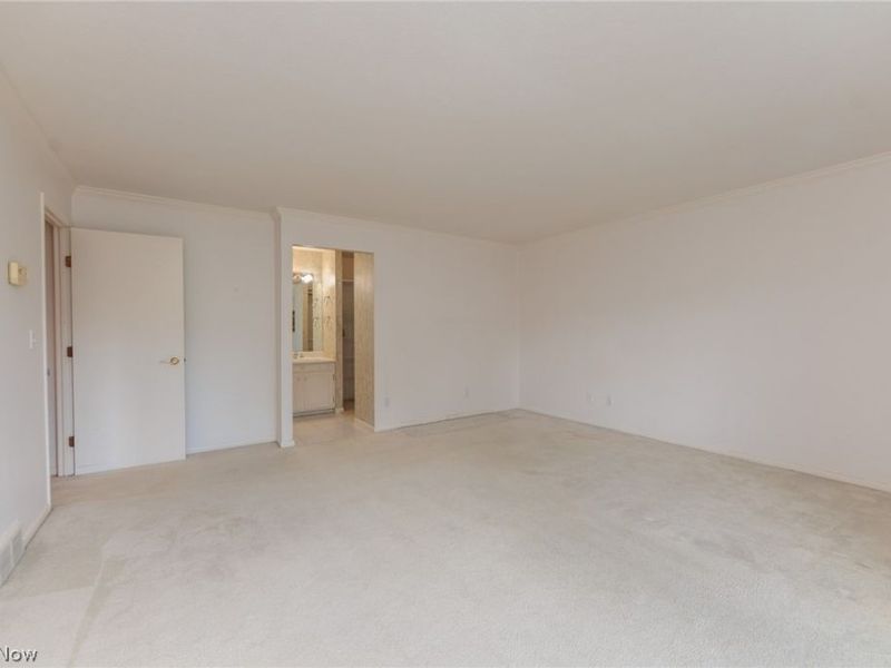 2112 Acacia Park Drive, Unit 511, Lyndhurst, OH 44124 Photo 21