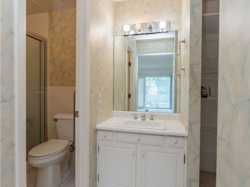 2112 Acacia Park Drive, Unit 511, Lyndhurst, OH 44124 Photo 22
