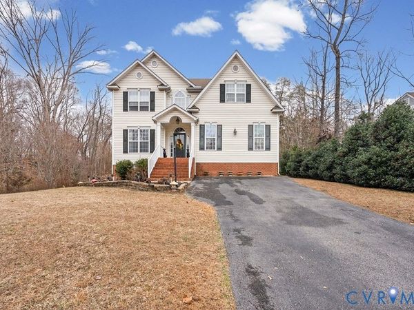 116 Jesse's Way, Farmville, VA 23901