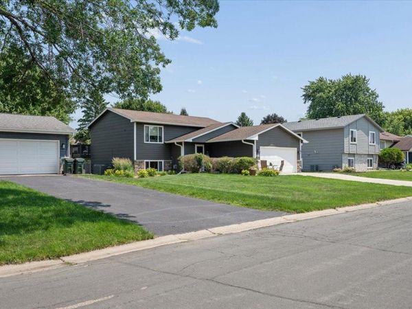 14390 Exley Lane , Apple Valley, MN 55124