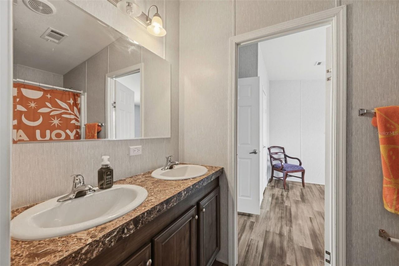 209 Ellsworth Drive , Kissimmee, FL 34758 Photo