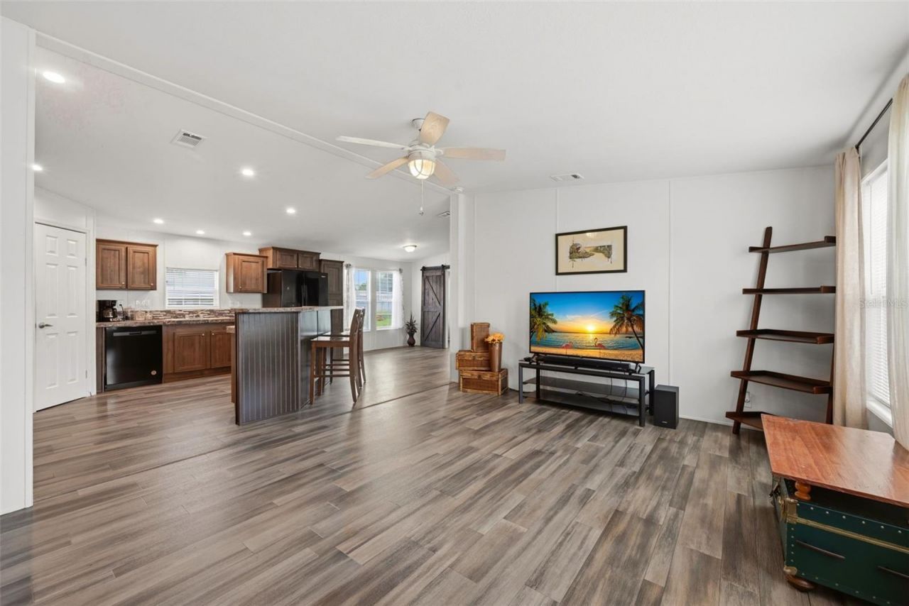 209 Ellsworth Drive , Kissimmee, FL 34758 Photo