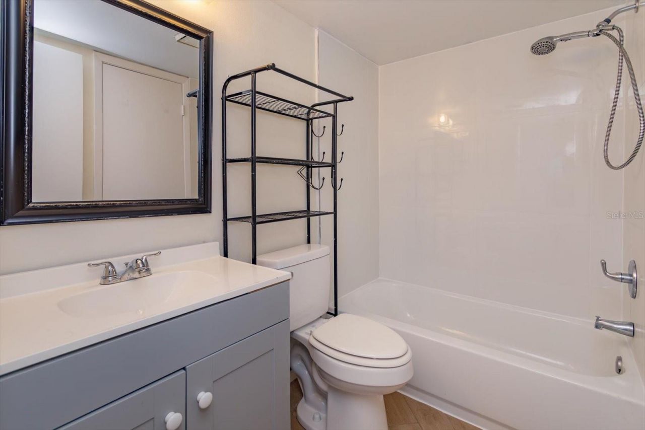 7925 Snowberry Circle , Orlando, FL 32819 Photo