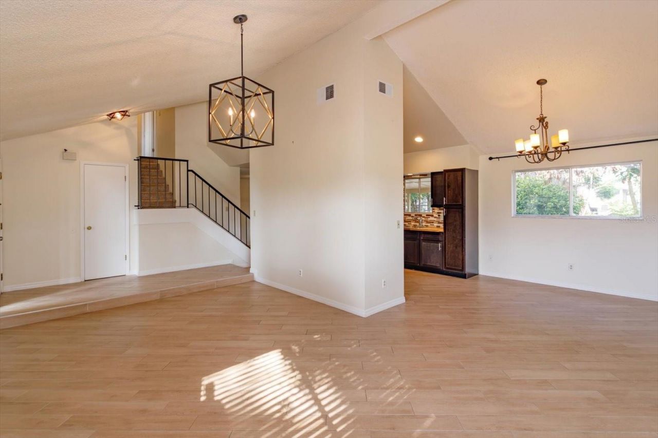 7925 Snowberry Circle , Orlando, FL 32819 Photo