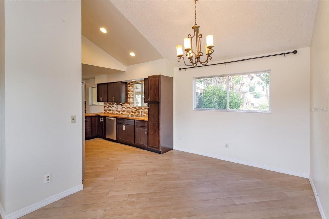 7925 Snowberry Circle , Orlando, FL 32819 Photo