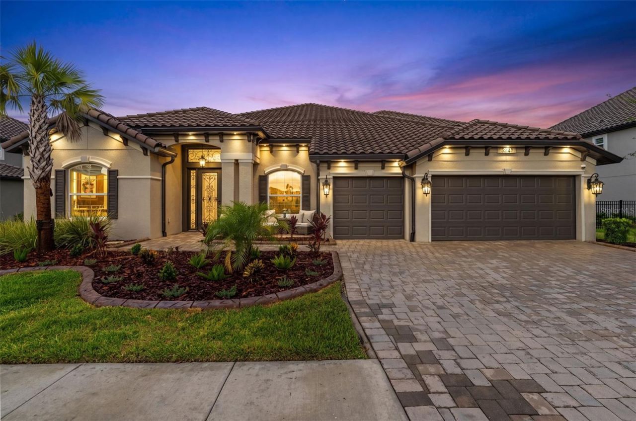 33161 Kateland Drive, Wesley Chapel, FL 33545 Photo