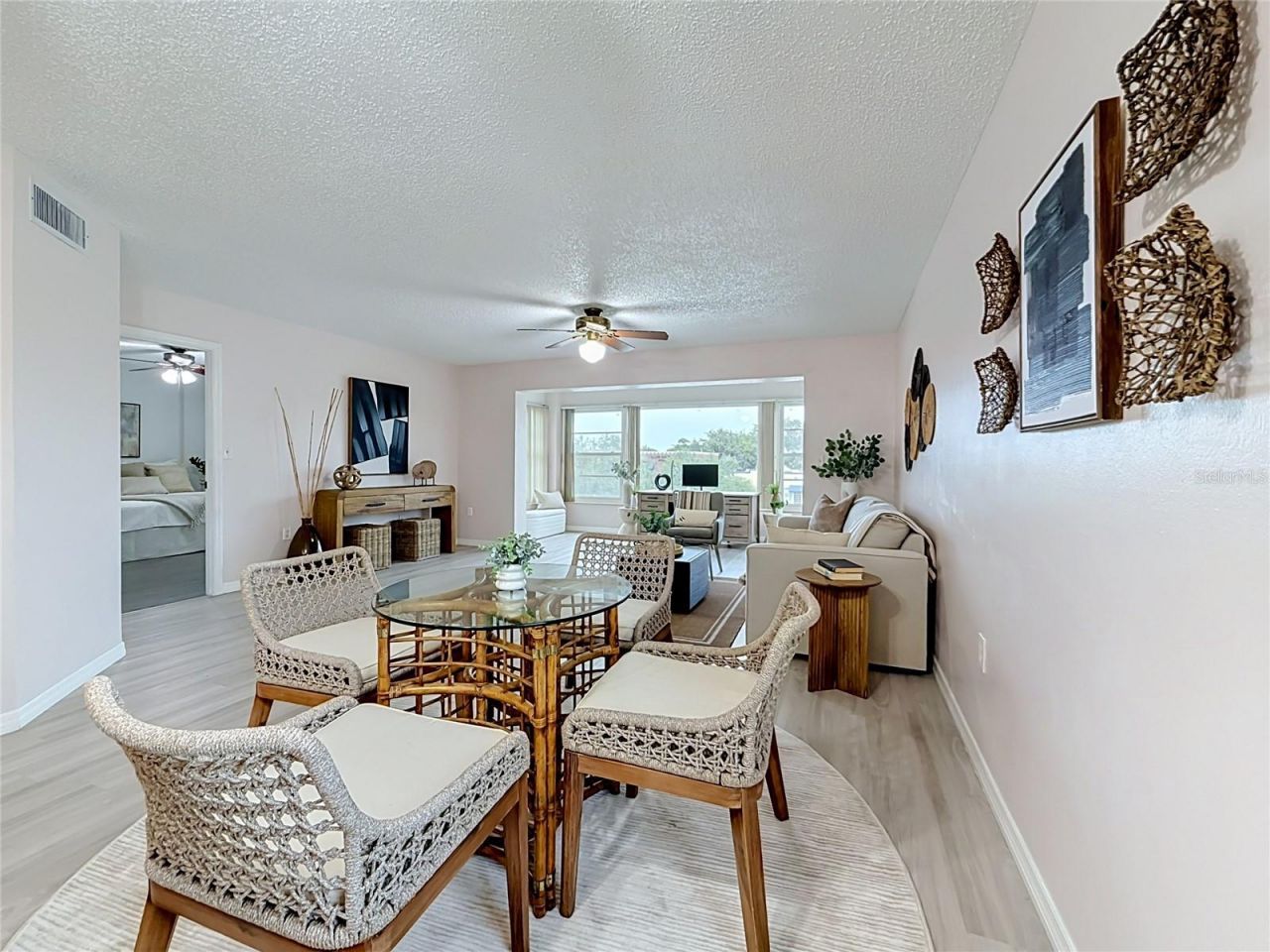 1900 68th Street N, Unit 301, Saint Petersburg, FL 33710 Photo