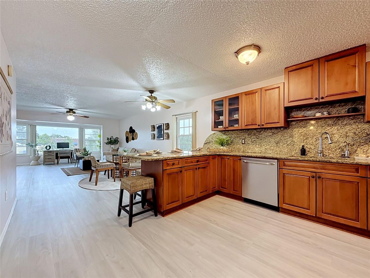 1900 68th Street N, Unit 301, Saint Petersburg, FL 33710 Photo