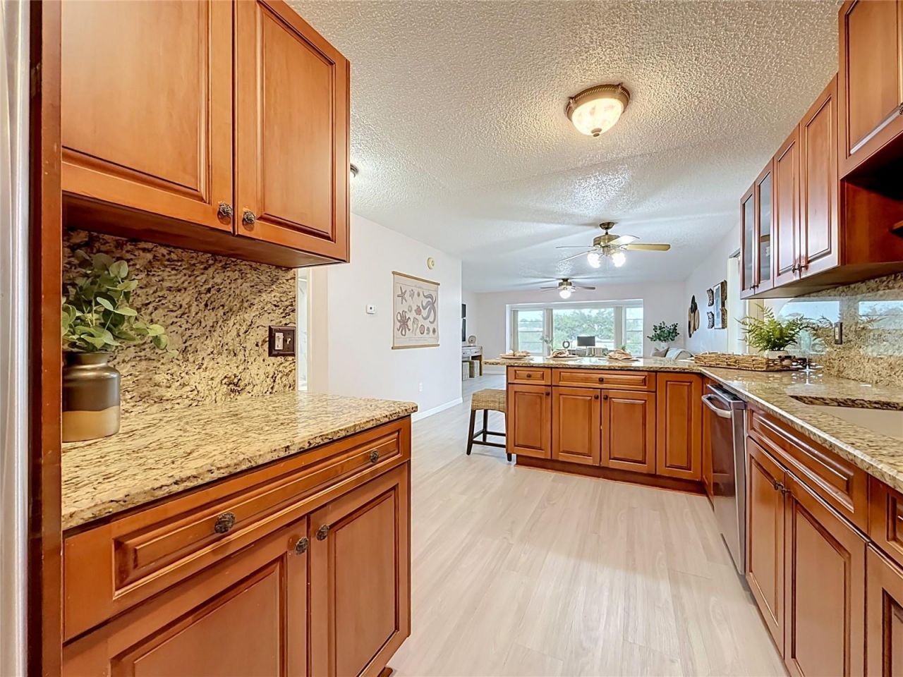 1900 68th Street N, Unit 301, Saint Petersburg, FL 33710 Photo