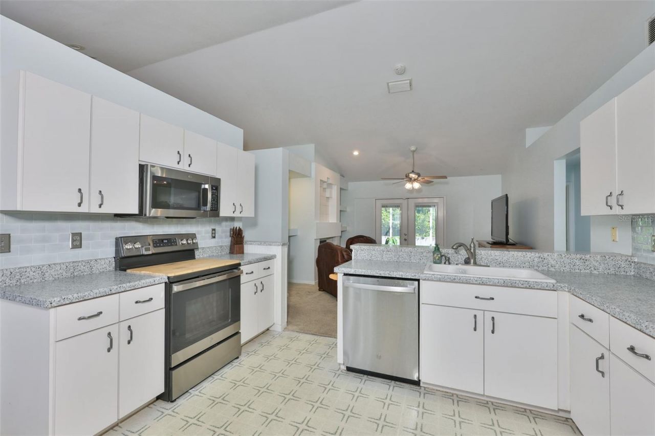 3349 Silvermoon Drive, Plant City, FL 33566 Photo