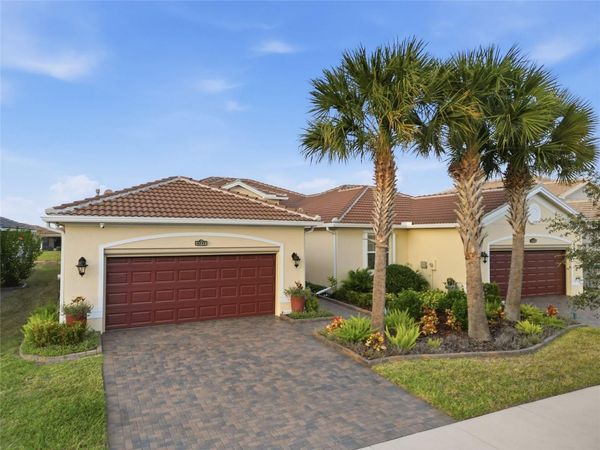 4717 AVILA LAKES DRIVE , WIMAUMA, FL 33598