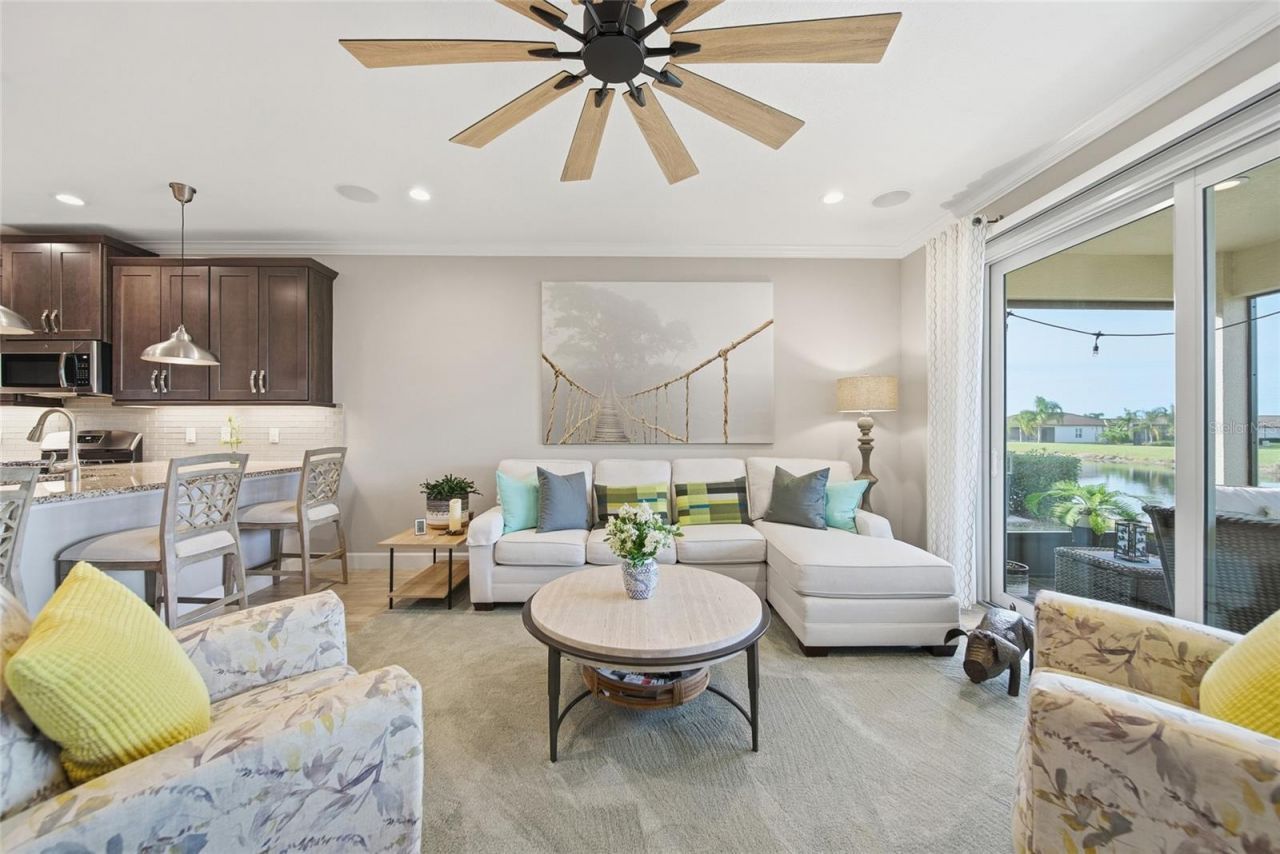 4717 Avila Lakes Drive , Wimauma, FL 33598 Photo