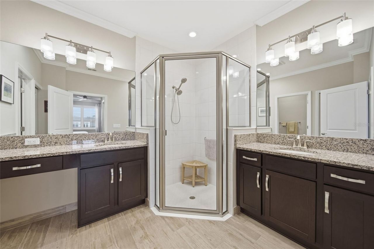 4717 Avila Lakes Drive , Wimauma, FL 33598 Photo