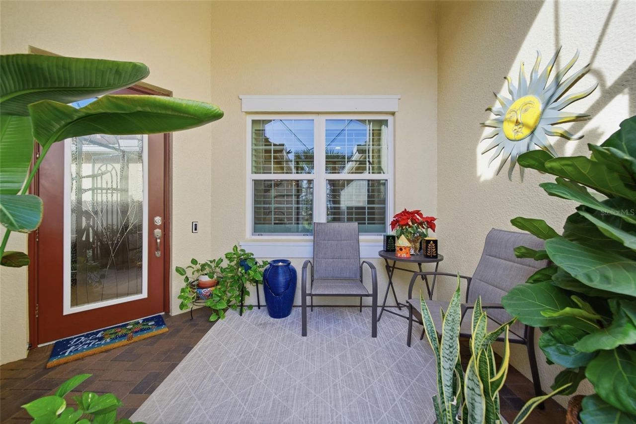4717 Avila Lakes Drive , Wimauma, FL 33598 Photo