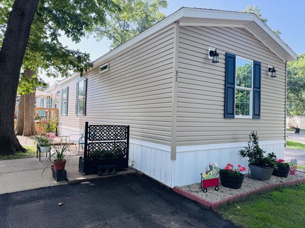 2330 E Main Street, Unit 31, Niles, MI 49120