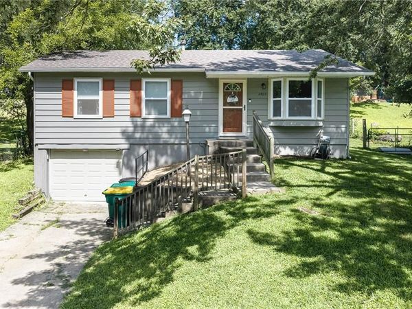 2803 N 109 Street, Kansas City, KS 66109